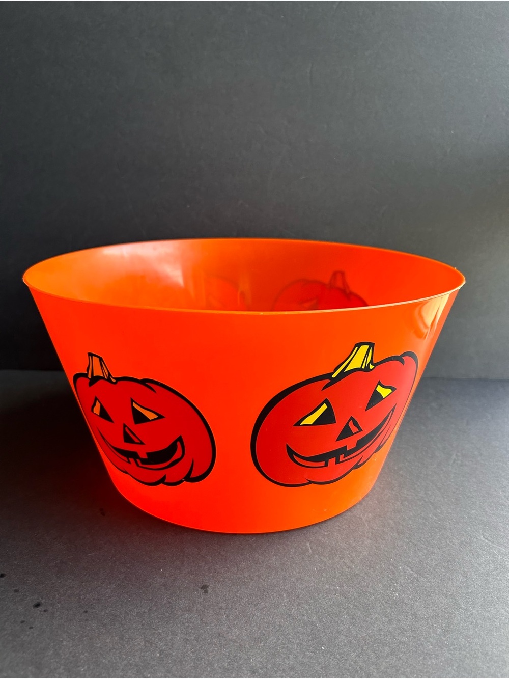 Vintage Halloween 90s Treat Bowl🎃